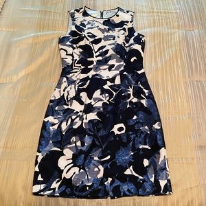 Elie Tahari Blk + Wht w Blue Sequins 💙